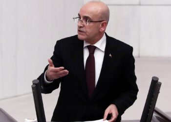 Bakan Şimşek: Paraya ihtiyacımız yok!  Milletvekili: O zaman niye çifte vergi alıyorsunuz