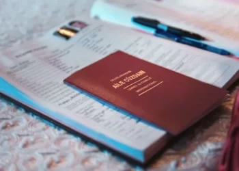 Resmi nikah yapmayan kocaya 120 bin TL tazminat cezası