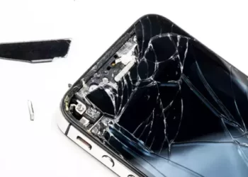 Polis, Seçil Erzan’ın kırık telefonunda 180 bin WhatsApp mesajı buldu