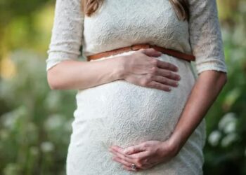 هرمون ينتجه الجنين يحدث مشكلة لدى الحوامل