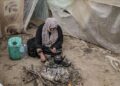 غزة.. الغذاء بات حلما والمساعدات نقطة ببحر الاحتياجات (تقرير)