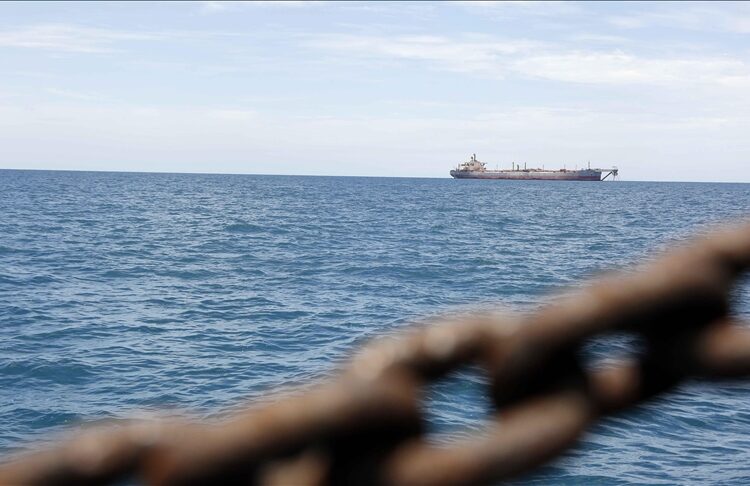 “بريتش بتروليوم” تعلق مرور ناقلاتها عبر البحر الأحمر مؤقتاً