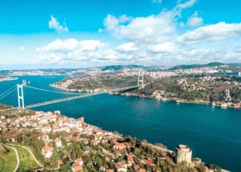 تركيا تستقطب 53 مليون سائح