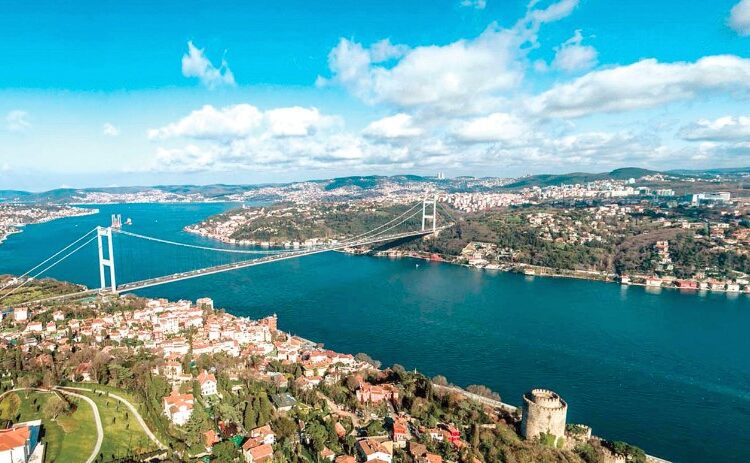 تركيا تستقطب 53 مليون سائح