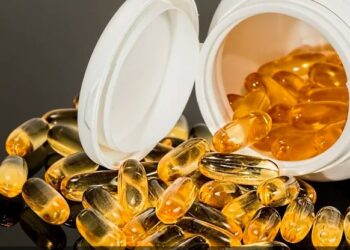 بسبب خطورتها.. تحذير طبي من هذه المكملات الغذائية