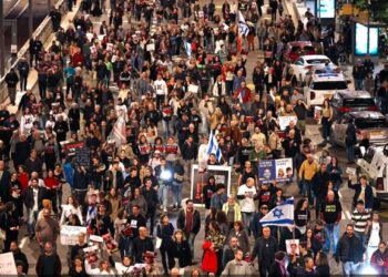 غضب في إسرائيل بعد إعلان الجيش قتل 3 رهائن “بالخطأ”