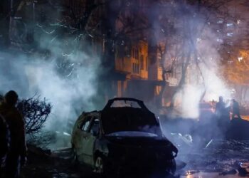 كييف تعلن إسقاط 30 مسيرة روسية.. وتهاجم منطقتين بكورسك وتستهدف بيلغورود بـ40 قذيفة