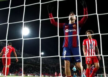 فيليكس يقود برشلونة للفوز على أتليتيكو بالدوري الإسباني