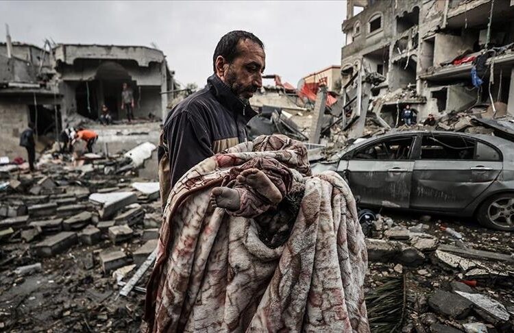 "صحة غزة": ارتفاع حصيلة شهداء القطاع إلى 20 ألفا و674 1 “صحة غزة”: ارتفاع حصيلة شهداء القطاع إلى 20 ألفا و674