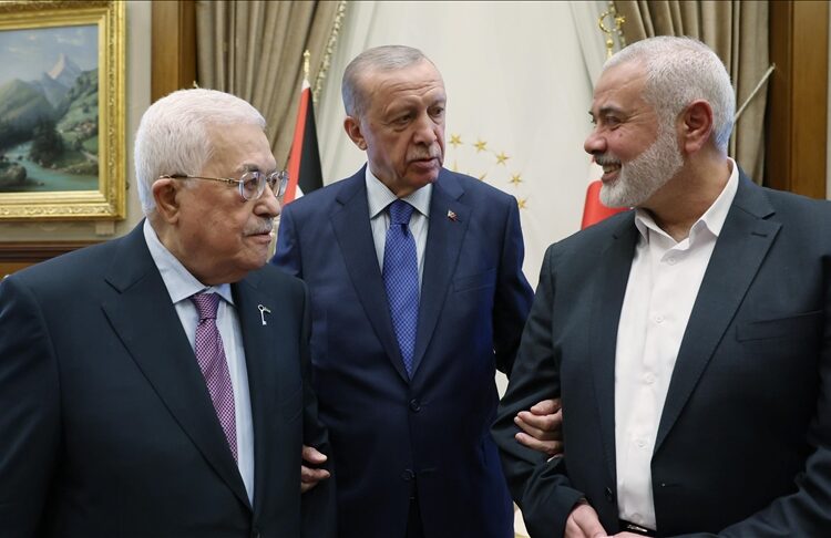 الفتح تدعي تركيا للتوسط بين حماس و منظمة التحرير الفلسطينة لتعزيز الوحدة السياسية الفلسطينة 1 الفتح تدعي تركيا للتوسط بين حماس و منظمة التحرير الفلسطينة لتعزيز الوحدة السياسية الفلسطينة