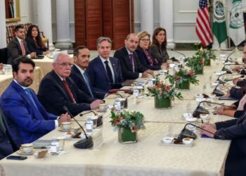 وفد قمة الرياض ممتعض من فيتو واشنطن لإيقاف حرب غزة