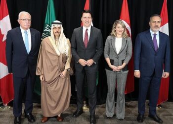 وفد “قمة الرياض” يبحث مع ترودو وقف الحرب على غزة