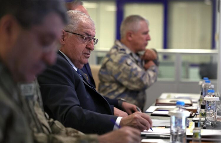 وزير الدفاع التركي يعلن تحييد 25 إرهابيا من "بي كي كي" يعلن تحييد 25 إرهابيا من "بي كي كي" 1 وزير الدفاع التركي يعلن تحييد 25 إرهابيا من “بي كي كي” يعلن تحييد 25 إرهابيا من “بي كي كي”