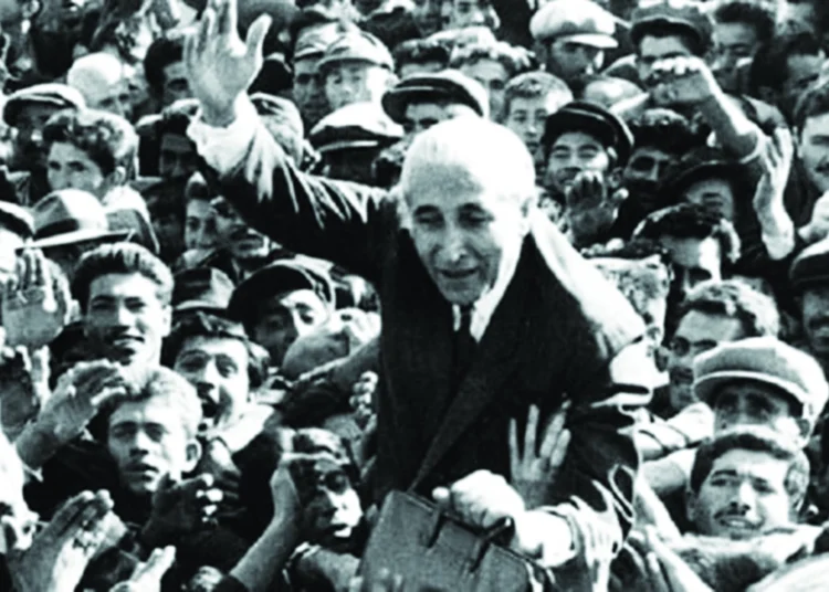 H. Agah Kalender yazdı… ‘Unutmak ve unutulmak’ isteyen sıradışı siyasetçinin portresi