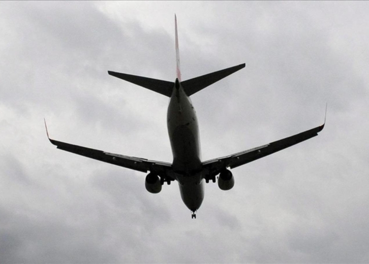 Rus yolcu uçağı Afganistan’da radardan kayboldu