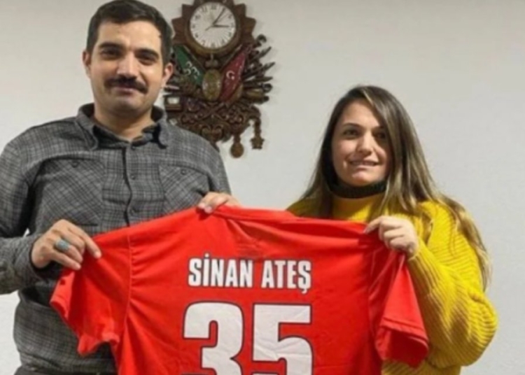 Sinan Ateş'in ablasından 'MHP gereğini yaptı' diyen Baki Özışık'a suç duyurusu 1 Sinan Ateş’in ablasından ‘MHP gereğini yaptı’ diyen Baki Özışık’a suç duyurusu