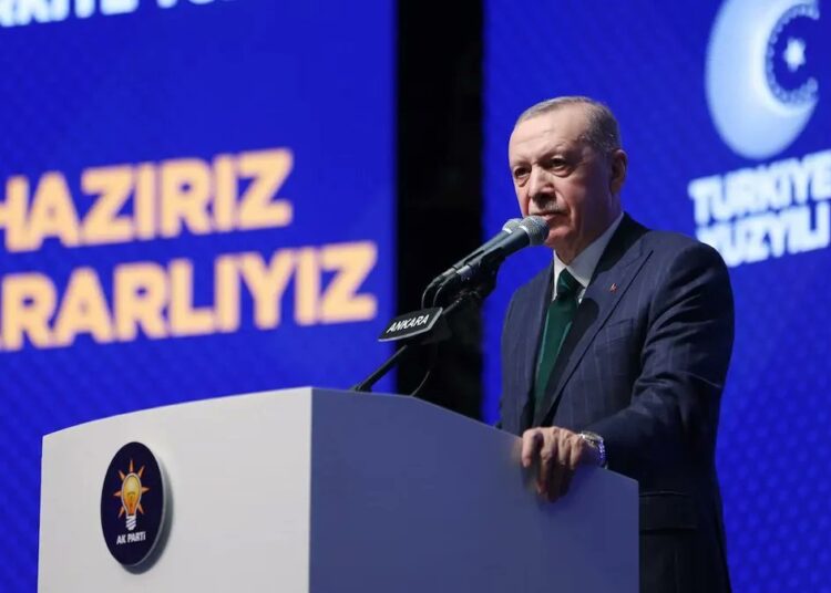 AK Parti’nin İstanbul ilçe belediye başkan adayları açıklandı