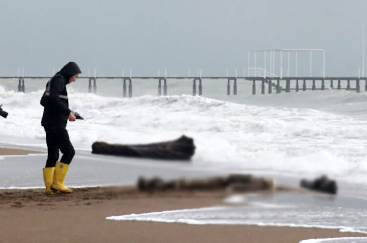 Antalya’da 2, Muğla’da 2 ceset daha sahile vurdu 1 Antalya’da 2, Muğla’da 2 ceset daha sahile vurdu
