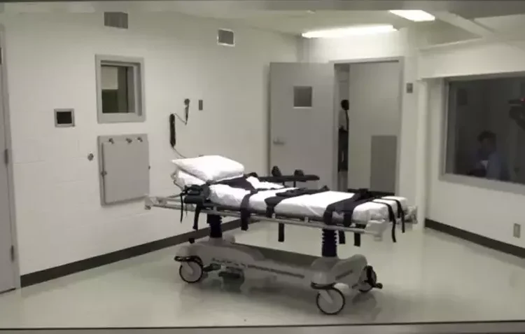 ABD'de ilk kez saf azot gazıyla boğarak idam yöntemi kullanıldı: Mahkumun ölmesi 22 dakika sürdü 1 ABD’de ilk kez saf azot gazıyla boğarak idam yöntemi kullanıldı: Mahkumun ölmesi 22 dakika sürdü