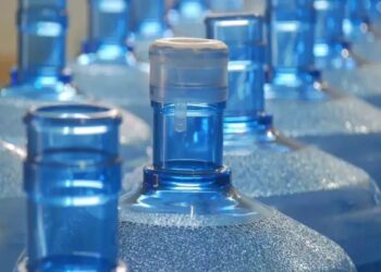 Damacana suya rekor zam