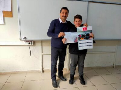 Karne mutluluğu yasa döndü! Annesiyle birlikte kazada can verdi 3 Karne mutluluğu yasa döndü! Annesiyle birlikte kazada can verdi