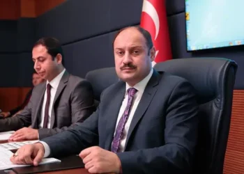 İddia: AK Parti MKYK üyesi Kasım Gülpınar istifa etti