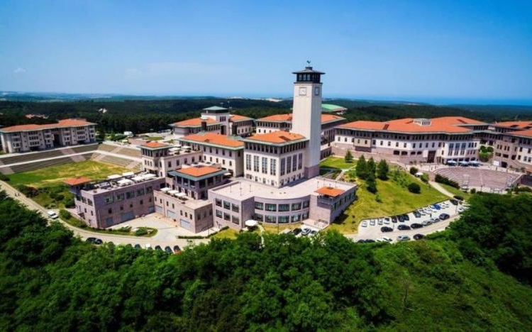 Koç Üniversitesi'nde Alevi öğrenciye sistematik işkence iddiası 1 Koç Üniversitesi’nde Alevi öğrenciye sistematik işkence iddiası