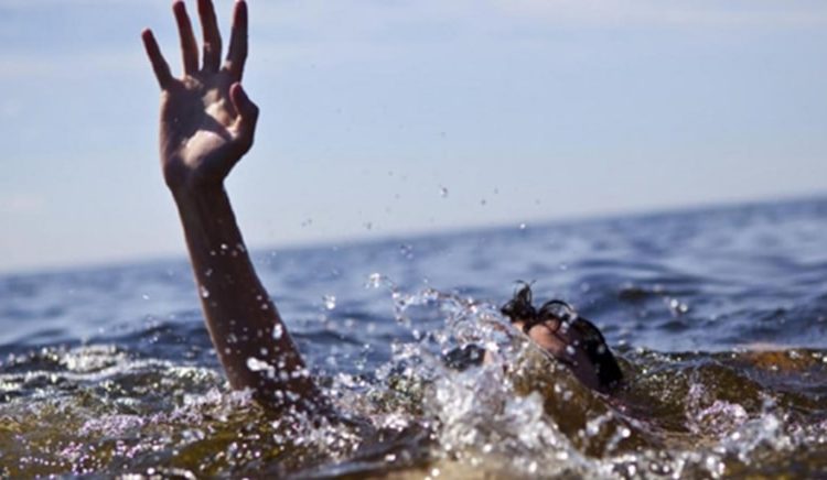 Mersin'de denize giren iki çocuk boğuldu 1 Mersin’de denize giren iki çocuk boğuldu