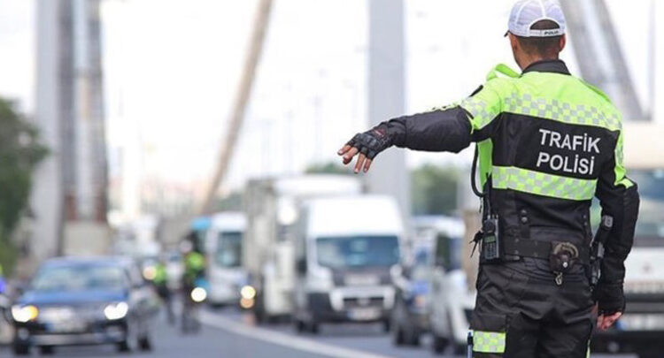 Yeni yılda bir zam da trafik cezalarına