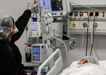 İstanbul’da yoğun bakımlarda yer kalmadı