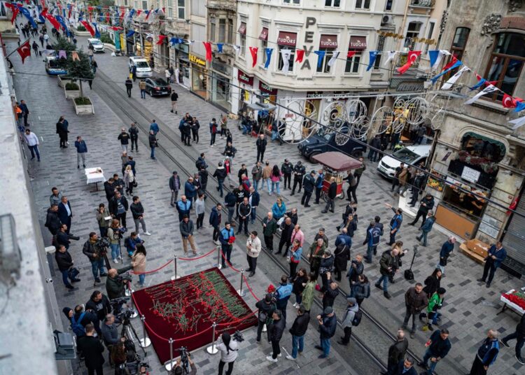 إسطنبول.. إخلاء سبيل 3 متهمين في قضية تفجير شارع الاستقلال 1 إسطنبول.. إخلاء سبيل 3 متهمين في قضية تفجير شارع الاستقلال