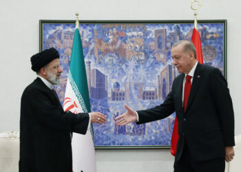 الرئيس الإيراني يزور تركيا غداً بعد تأجيل دام أكثر من شهر