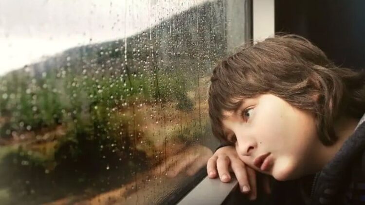 دراسة مثيرة تكشف علاقة غربية بين "صدمة الطفولة" والشعور بالألم طول العمر 1 دراسة مثيرة تكشف علاقة غربية بين “صدمة الطفولة” والشعور بالألم طول العمر