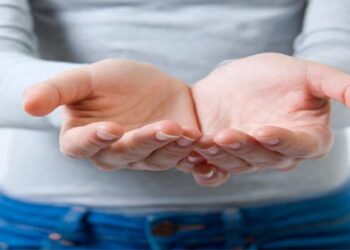 في أصابع اليد.. “دليل” على وجود اضطراب نفسي