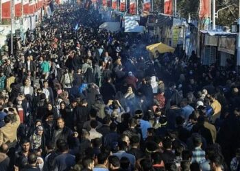 عشرات القتلى والجرحى في انفجارين قرب مرقد سليماني جنوبي إيران