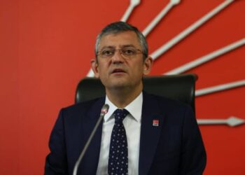 تزامناً مع تطورات غزة واقتراب الانتخابات المحلية.. زعيم المعارضة التركية يزور فلسطين