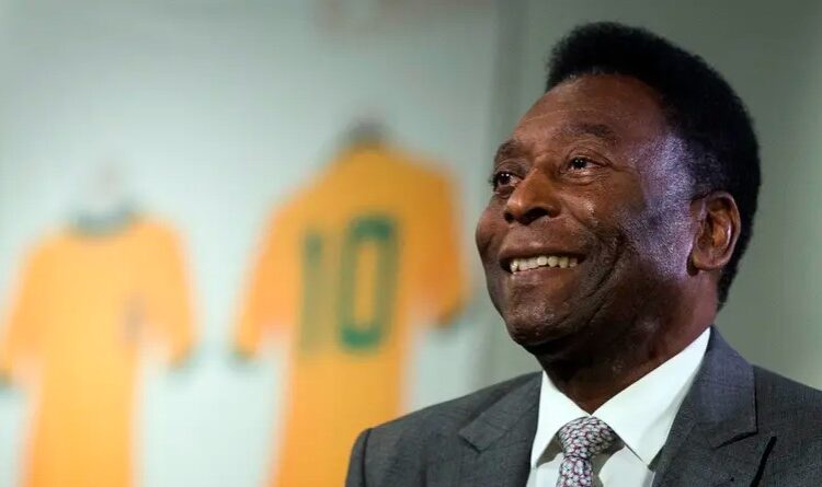 مطالبات بـ “نبش” قبر الأسطورة بيليه