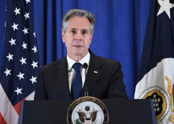 بلينكن: لا يمكن إجبار الفلسطينيين على مغادرة غزة