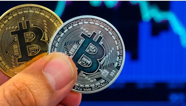 لأول مرة.. أميركا توافق على صناديق بتكوين المتداولة بالبورصة 1 لأول مرة.. أميركا توافق على صناديق بتكوين المتداولة بالبورصة