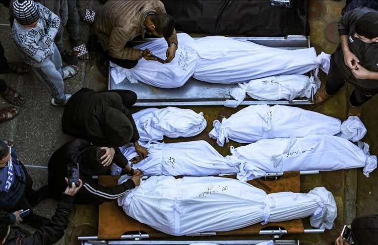 ارتفاع حصيلة الحرب في غزة إلى “24 ألفا و285 شهيدا” 1 ارتفاع حصيلة الحرب في غزة إلى “24 ألفا و285 شهيدا”