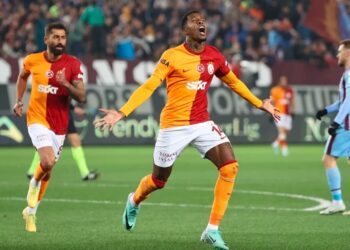 فوز ساحق غالاطة سراي بخماسية على طرابزون سبور