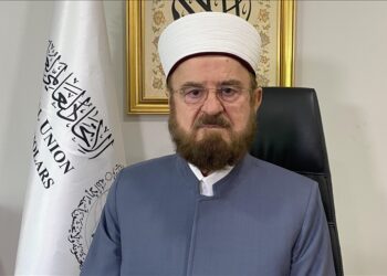 اتحاد علماء المسلمين يشكل وفدا للدخول لغزة بالتنسيق مع مصر