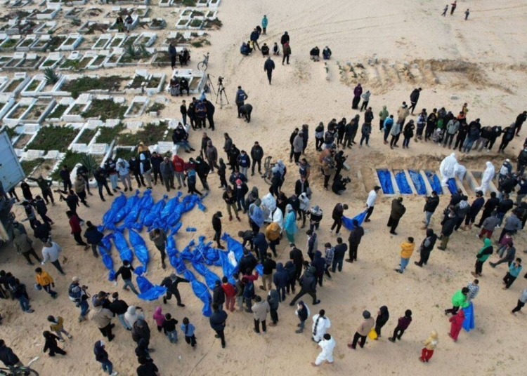 İsrail'in Gazze'ye saldırılarında can kaybı 27 bin 478’e yükseldi 1 İsrail’in Gazze’ye saldırılarında can kaybı 27 bin 478’e yükseldi