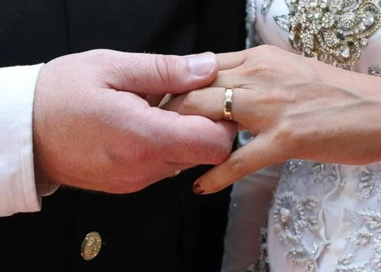 İBB, yeni evlenen çiftlere verdiği evlilik desteğini güncelledi: Yüzde 115 arttı