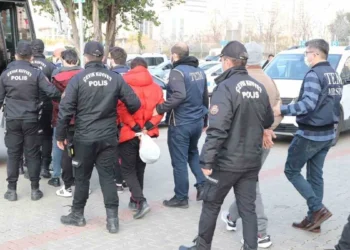 IŞİD’e büyük darbe! 33 ilde yapılan operasyonlarda 147 kişi gözaltında