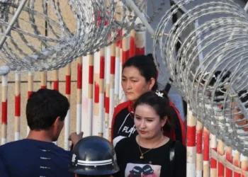 Çin zulmü durdurulamıyor! Binlerce Uygur Türkü kadın Kur’an okuduğu için hapis