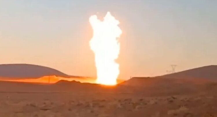 وزير إيراني يتهم إسرائيل بالمسؤولية عن استهداف خطوط نقل غاز 1 وزير إيراني يتهم إسرائيل بالمسؤولية عن استهداف خطوط نقل غاز