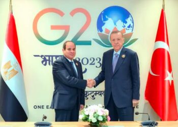 أردوغان يزور مصر قريباً.. هل تغير أنقرة سياساتها الخارجية؟