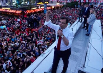 بعد انهيار التحالفات واحتدام المنافسة.. من هم مرشحو إسطنبول في الانتخابات المحلية؟