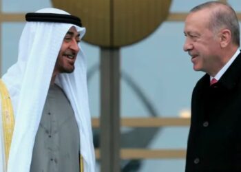 أردوغان يصل إلى الإمارات ضمن جولة تشمل مصر